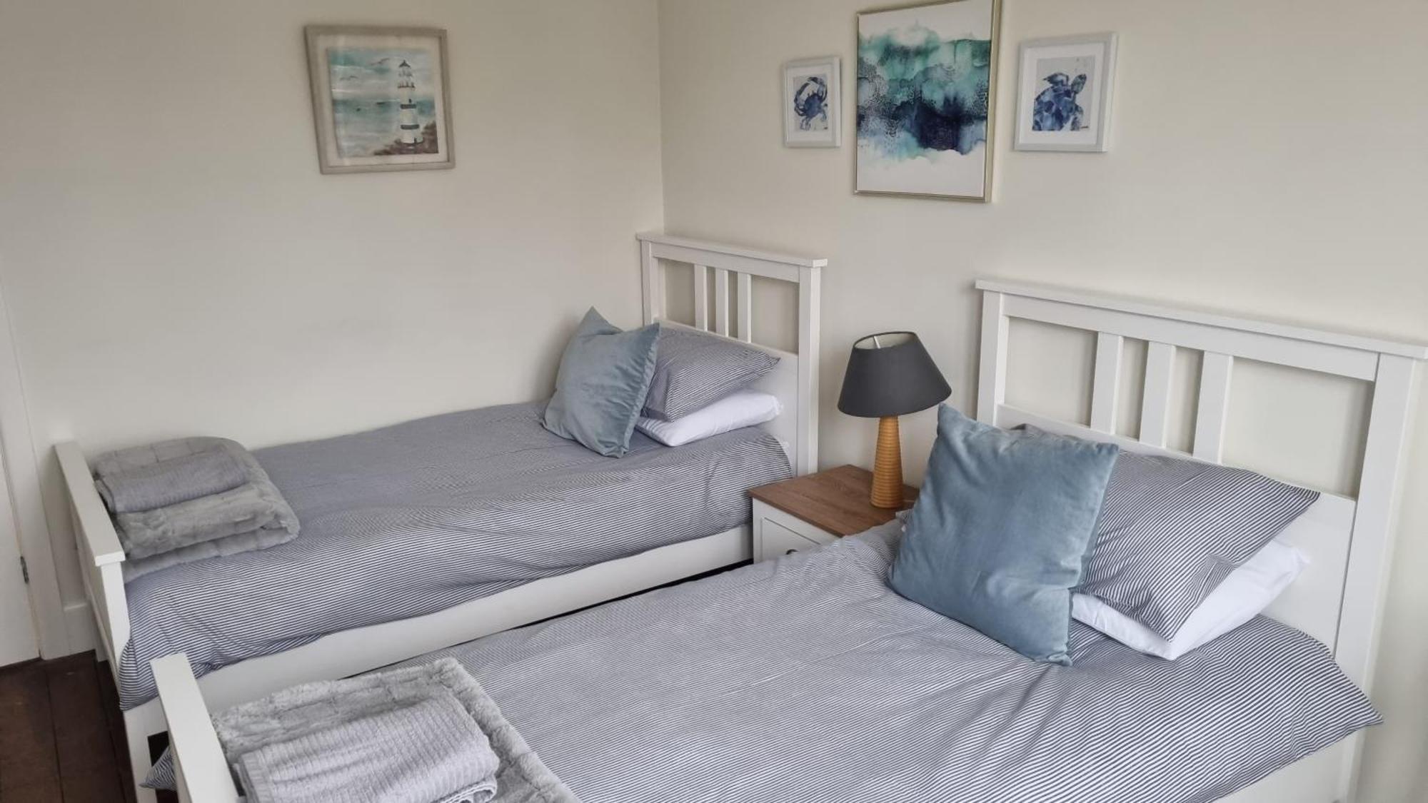 Cosy Bournemouth Bungalow ファーンダウン エクステリア 写真